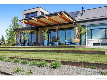 635 Paragon Drive