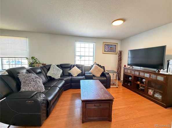 4784 S Olathe Way, Aurora CO 80015