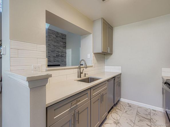 6761 S Ivy Way B4, Centennial CO 80112