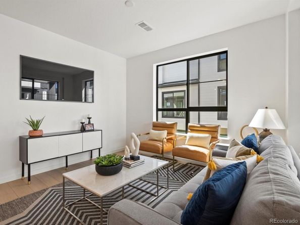 2062 S Holly Street 1, Denver CO 80222