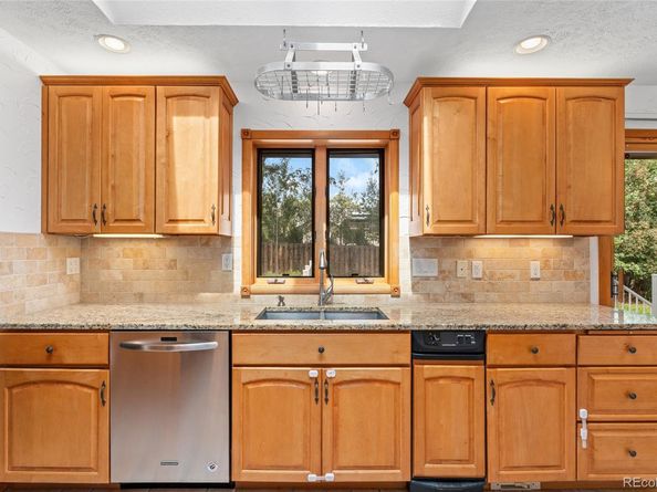 7302 Island Circle, Boulder CO 80301