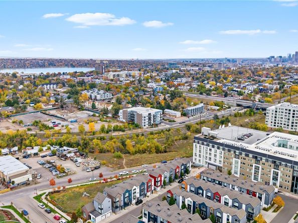 5537 W 11th Place, Lakewood CO 80214