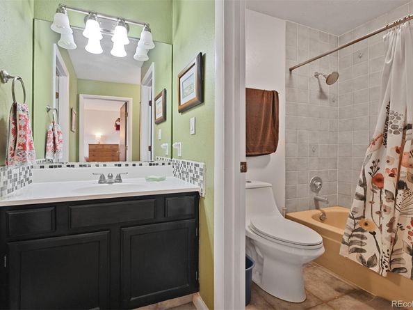 10530 W Jewell Avenue 303, Lakewood CO 80232