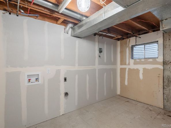 1961 Danube Way, Aurora CO 80011