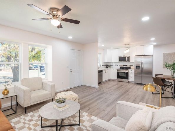 1961 Danube Way, Aurora CO 80011