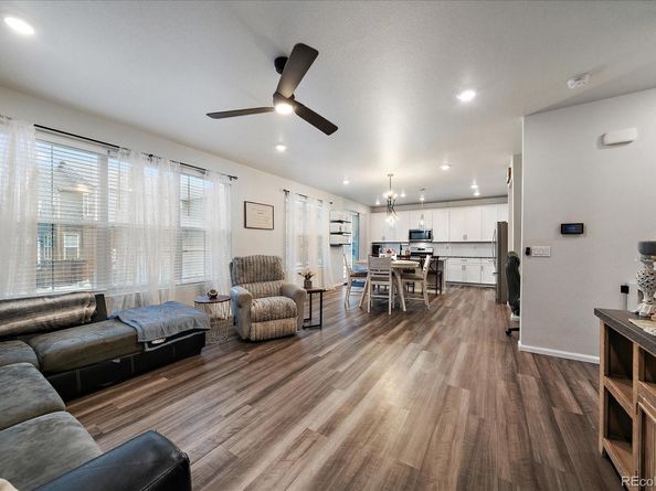 8208 S Trails Edge Way, Centennial CO 80112