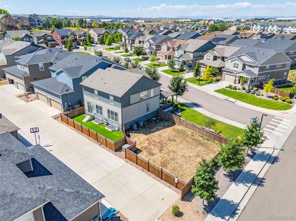 8208 S Trails Edge Way, Centennial CO 80112