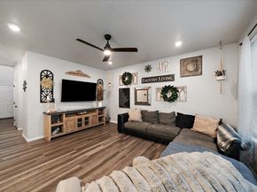 8208 S Trails Edge Way, Centennial CO 80112
