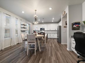 8208 S Trails Edge Way, Centennial CO 80112