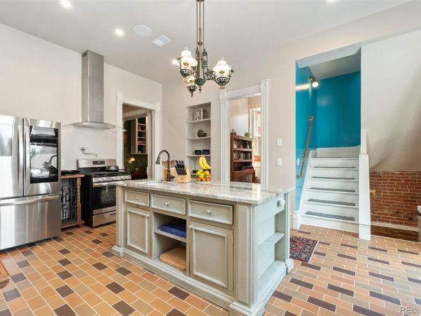 2721 Curtis Street, Denver CO 80205