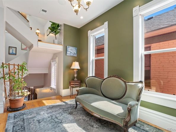 2721 Curtis Street, Denver CO 80205