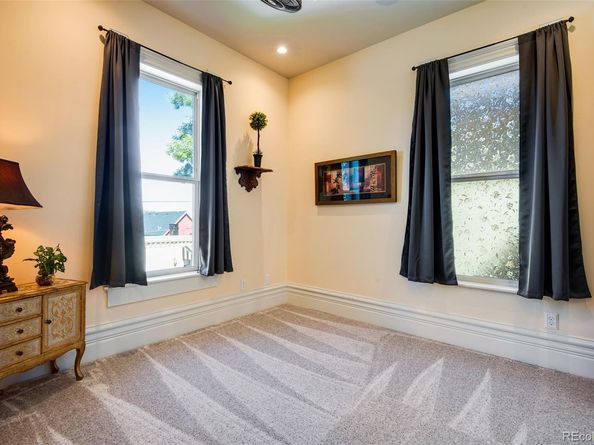 2721 Curtis Street, Denver CO 80205