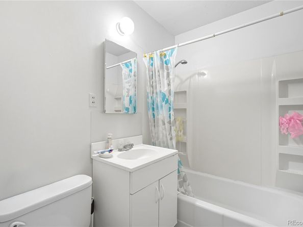 Undisclosed Address #2999922, Aurora CO 80010