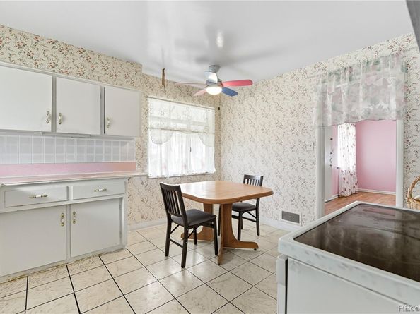 Undisclosed Address #2999922, Aurora CO 80010