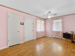 Undisclosed Address #2999922, Aurora CO 80010