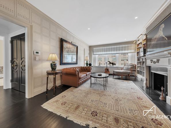350 East 57th Street 15B, New York NY 10022