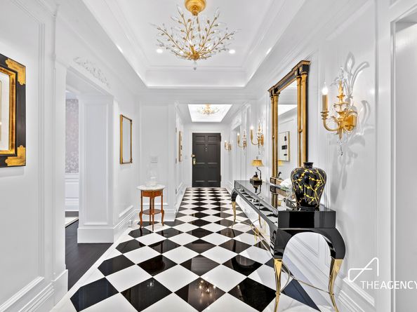 350 East 57th Street 15B, New York NY 10022