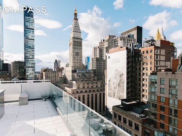 121 East 22nd Street N205, New York NY 10010