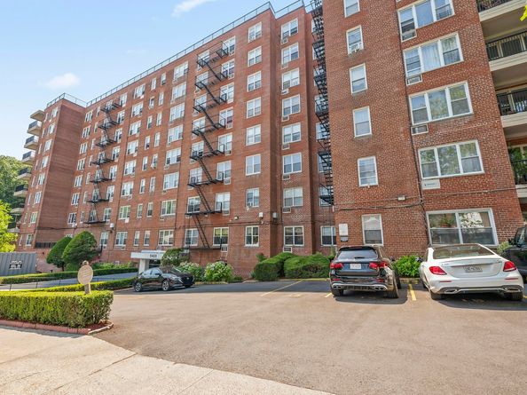 5425 Valles Avenue 5G, Bronx NY 10471