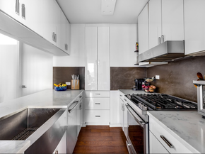 250 South End Avenue 5FG, New York NY 10280