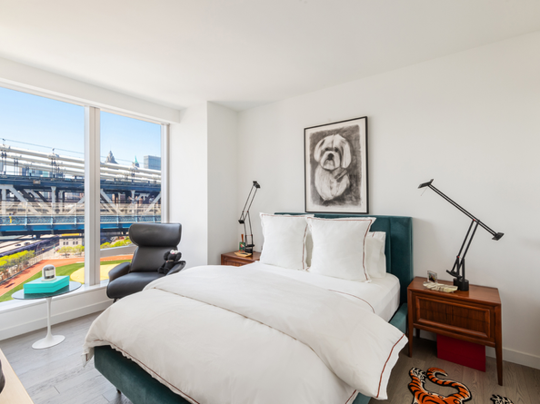 252 South Street 12N, New York NY 10002