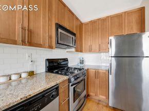 36 Russell Street 22, Brooklyn NY 11222