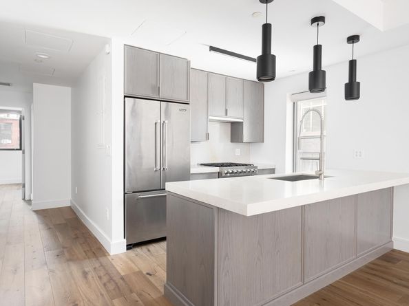 179 Ludlow Street 5, New York NY 10002