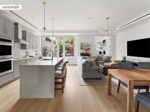 9 East 82nd Street, New York NY 10028