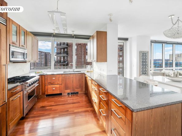 640 West 237th Street 7B, Bronx NY 10463