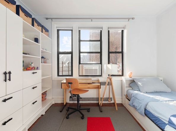 1701 Albemarle Road E8, Brooklyn NY 11226