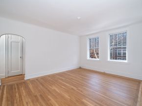 35-27 80th Street 32, Queens NY 11372