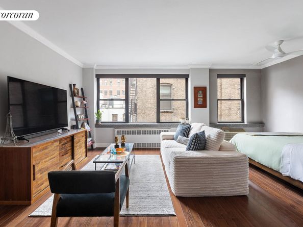 49 West 12th Street 8A, New York NY 10011