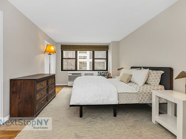 235 East 57th Street 12D, New York NY 10022