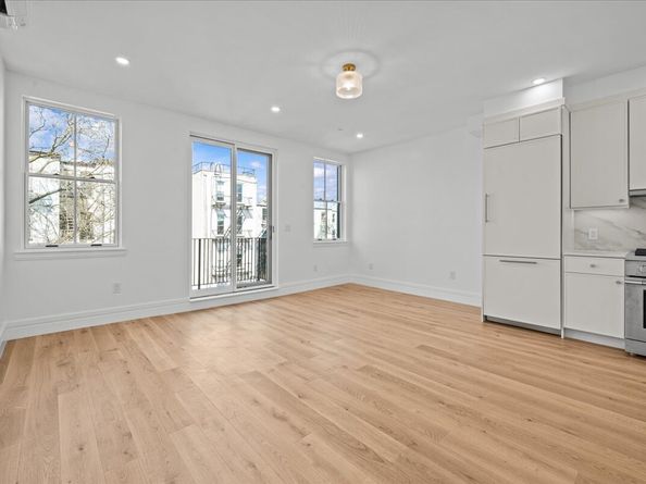 147 Luquer Street 3, Brooklyn NY 11231