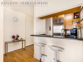 88 Greenwich Street 2304, New York NY 10006