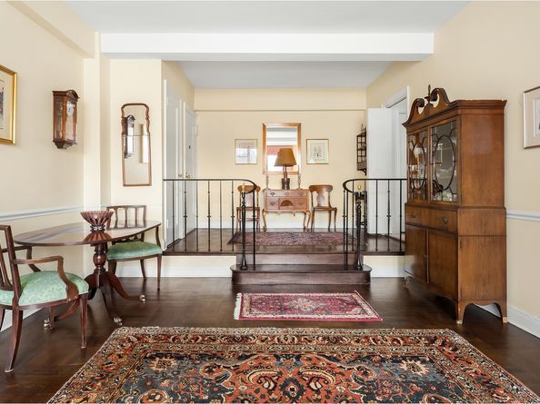 235 East 73rd Street 10F, New York NY 10021