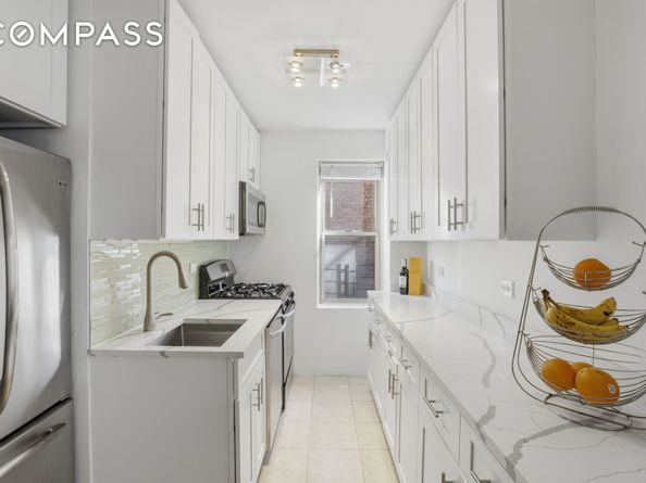 525 East 89th Street 1D, New York NY 10128