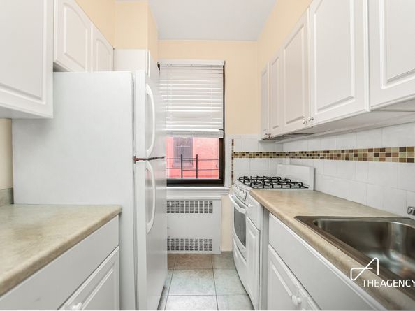 512 Kappock Street 2J, Bronx NY 10463