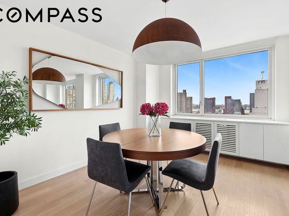 301 West 53rd Street 18A, New York NY 10019