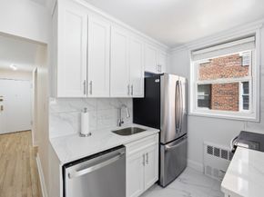 46-01 39th Avenue 314, Queens NY 11104