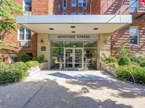 46-01 39th Avenue 314, Queens NY 11104