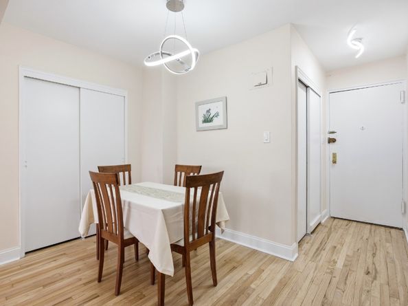 46-01 39th Avenue 314, Queens NY 11104