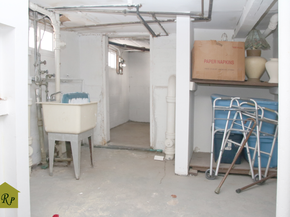 8906 Ave L, Brooklyn NY 11236