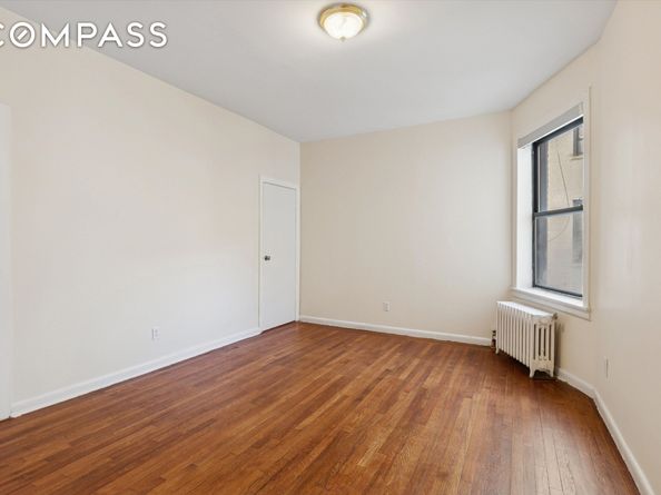 8 Magaw Place 22B, New York NY 10033