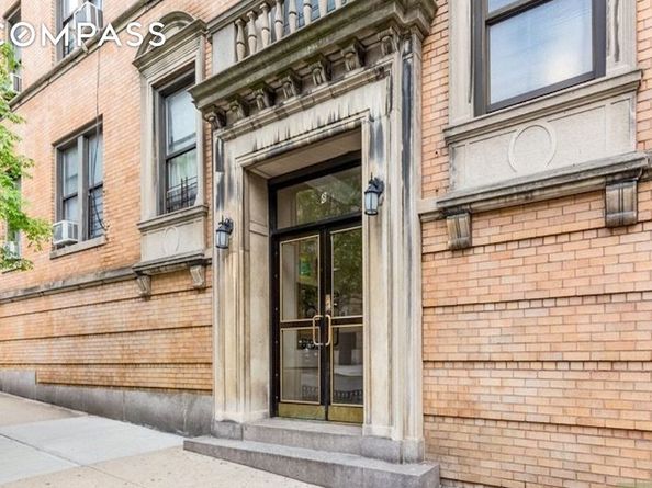 8 Magaw Place 22B, New York NY 10033