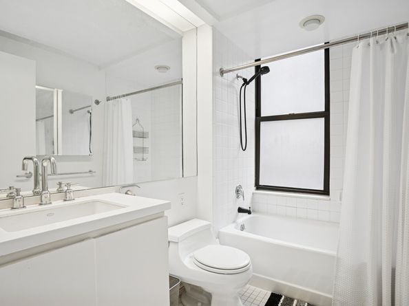 56 Pine Street 11A, New York NY 10005