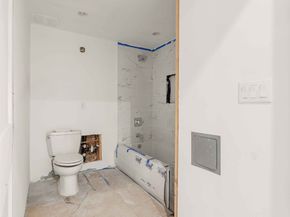 913 Lafayette Avenue, Brooklyn NY 11221