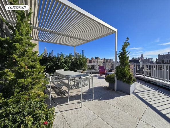 101 West 12th Street 11P, New York NY 10011