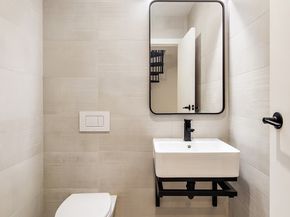 20-48 Steinway Street 1B, Queens NY 11105