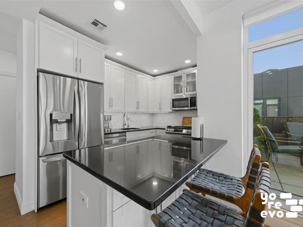 35 Underhill Avenue B4I, Brooklyn NY 11238